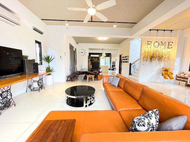 アノン ホワイト ハウス