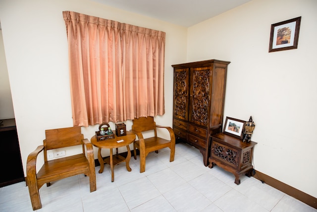 メイ アイ イン