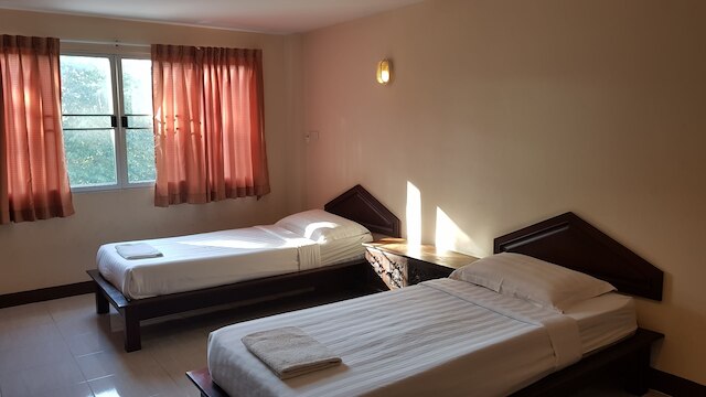 メイ アイ イン