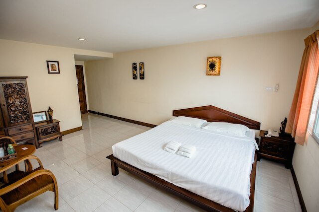 メイ アイ イン