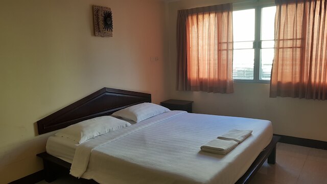 メイ アイ イン