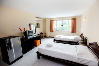 メイ アイ イン