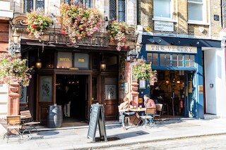 フォックス アンド アンカー