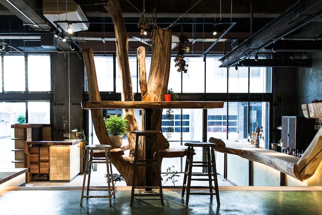 ヌイ ホステル & バー ラウンジ