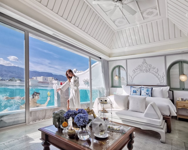 ザ インサイド ハウス