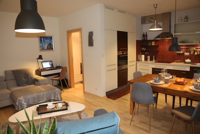 ASKI ポヴィシュラ コペルニクス アパートメント