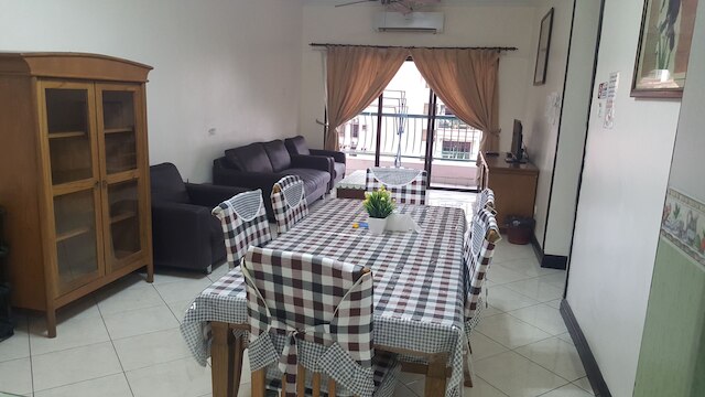 アイデアル ホリデイ アパートメント マリーナ コート