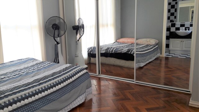 アボッツフォード プライベートルーム & ポッズ @ 15 チャールズ ホームステイ