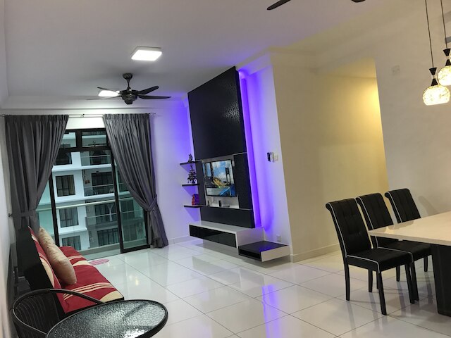 JB ステイケーション ネクスト トゥ パラダイム モール JB