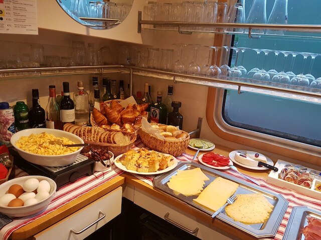 ホテルボート アリューア