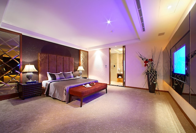 ヤング モーテル