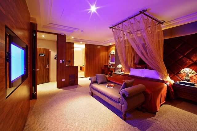 ヤング モーテル