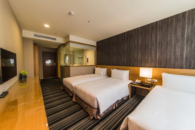 ガイド エデュケーション カルチャー ホテル 高雄 ミュージアム オブ ファイン アーツ (承携行旅学産文教会館高雄美術館)