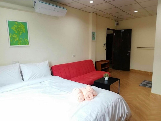 ダブル D ルームズ & カフェ