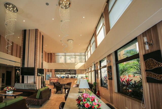 ダル ロン ホテル