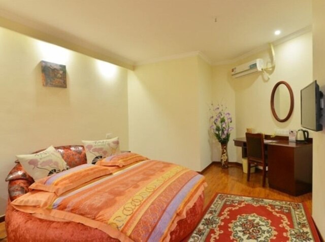 グリーンツリー イン 無錫 ドンテン レザー シティ エクスプレス ホテル (格林豪泰江蘇省無錫市東亭皮革城快捷酒店)