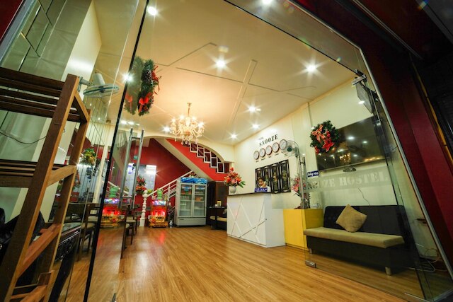 スヌーズ ホテル