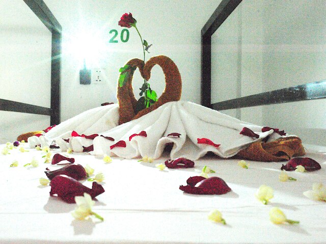 カフ ホステル & プール