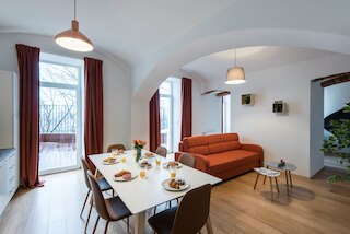 ジェホジョバ アパートメンツ