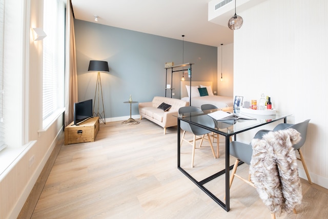 スタッズヴィラ ムート