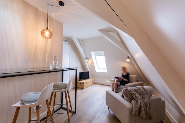 スタッズヴィラ ムート