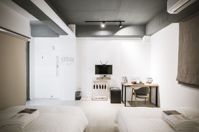 ティーン ティン - リバーショア B&B (台東門廷若室-河堤左岸館)