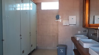 M ブティック ホステル レギアン