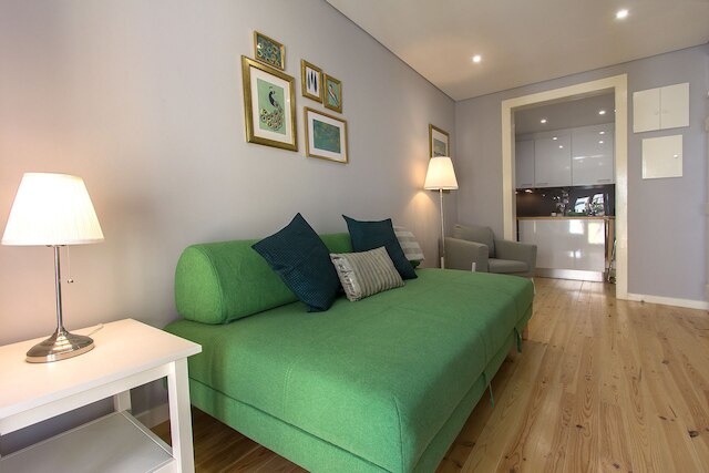 バイロ アルト エレガント バイ ホーミング