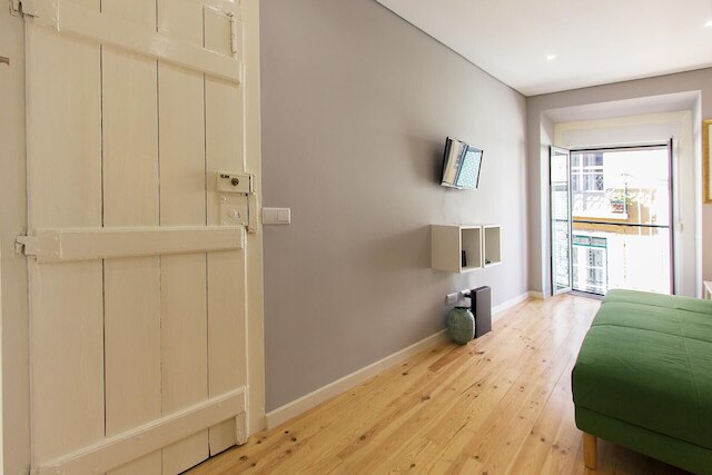 バイロ アルト エレガント バイ ホーミング