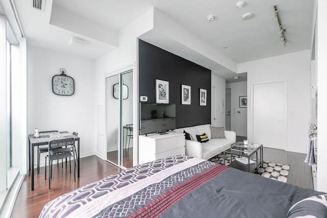 ゴージャス アパートメンツ イン ザ ハート オブ トロント