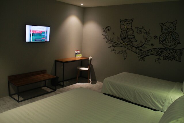 ナイト & デイ スラバヤ - ケドンドロ