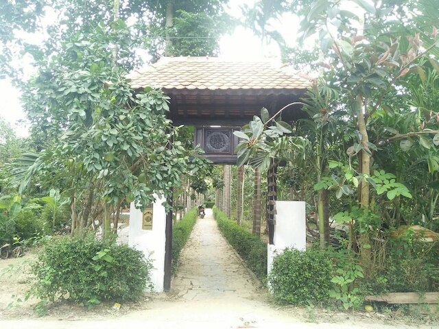 トゥイ ビユ ホームステイ