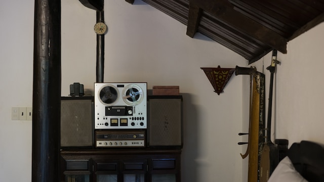 トゥイ ビユ ホームステイ