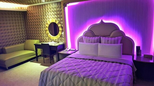 フルムーン モーテル