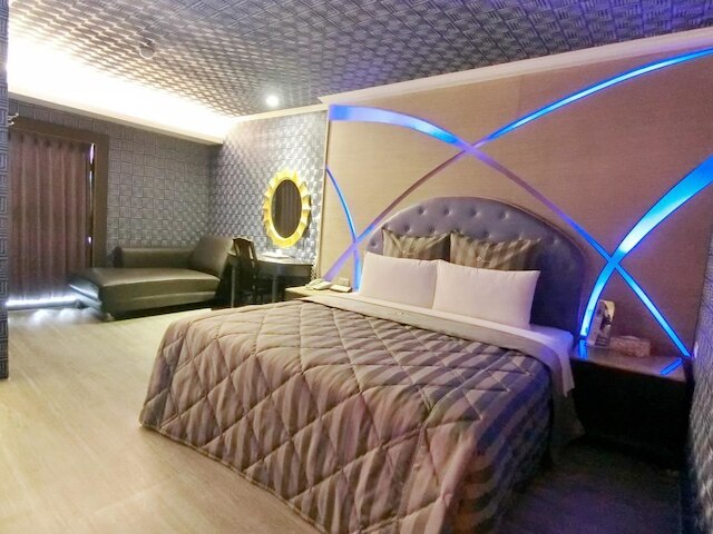 フルムーン モーテル