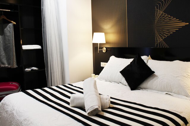 ネスト フラッツ グラナダ