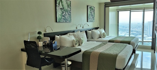 KL エグゼクティブ グリーンベルト KLッキ