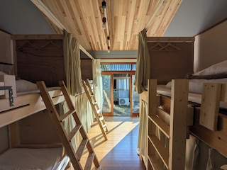 遊山ゲストハウス