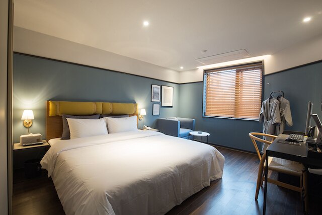 ブラウン ドット チョープ