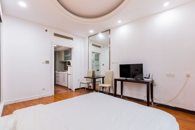 ニュー スペース ニュー ホテル (ジョンシャン パーク) (上海新時空全新酒店中山公園店)