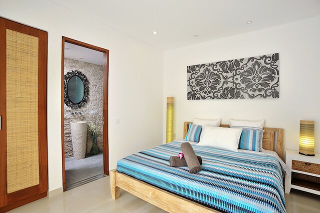 ヴィラ フローレス