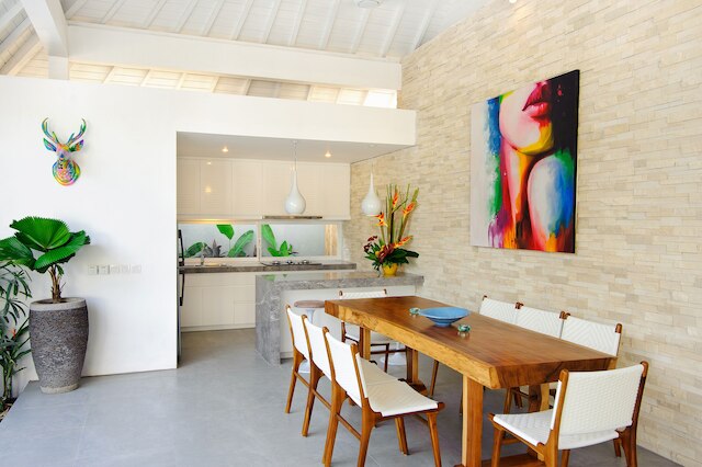 ヴィラ フローレス