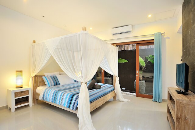 ヴィラ フローレス