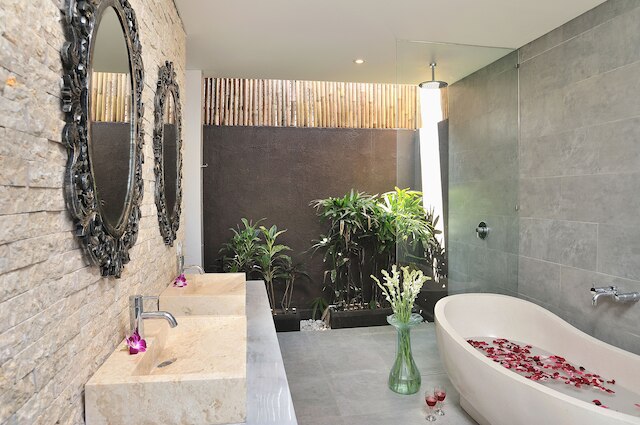 ヴィラ フローレス