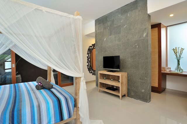 ヴィラ フローレス