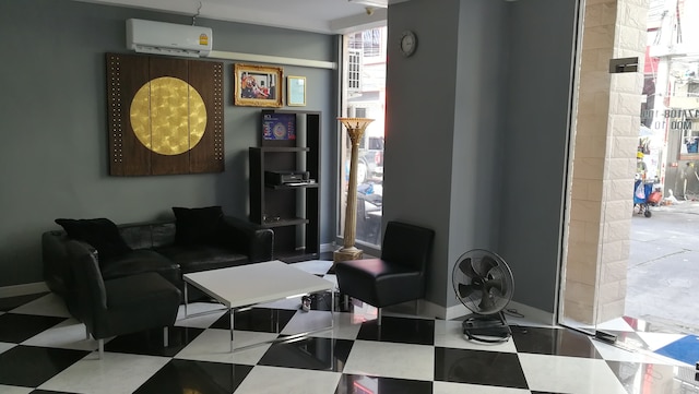 ホットラー ブティック アパートメント