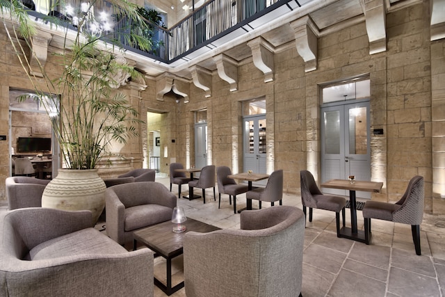 66 セント ポールズ& スパ