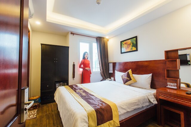 サンフラワー 2 ホテル