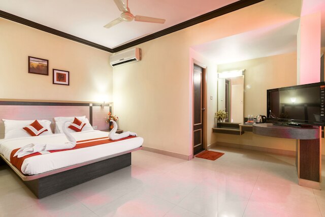 オクタベ プラザ ホテル