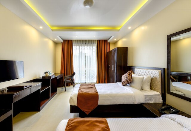 ホテル ゴールデン プラトー